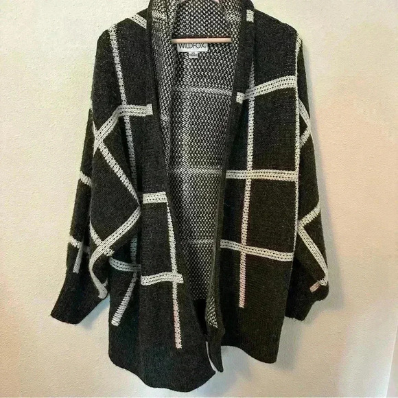 WildFox - Oversized Cardigan - Picture 4 of 7